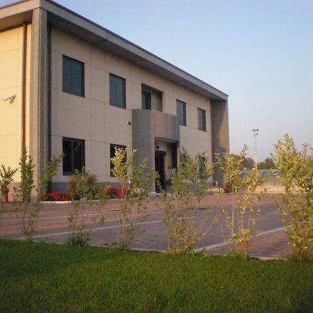 צ'זאנו מדרנו Groane Hotel Residence מראה חיצוני תמונה
