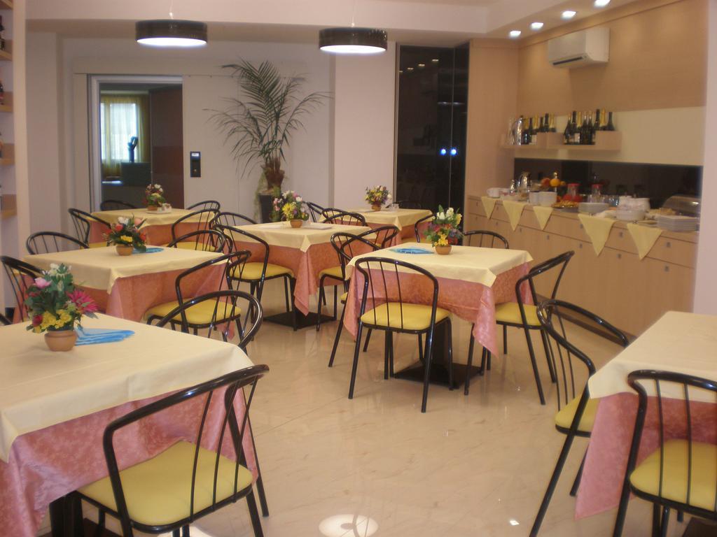 צ'זאנו מדרנו Groane Hotel Residence מראה חיצוני תמונה