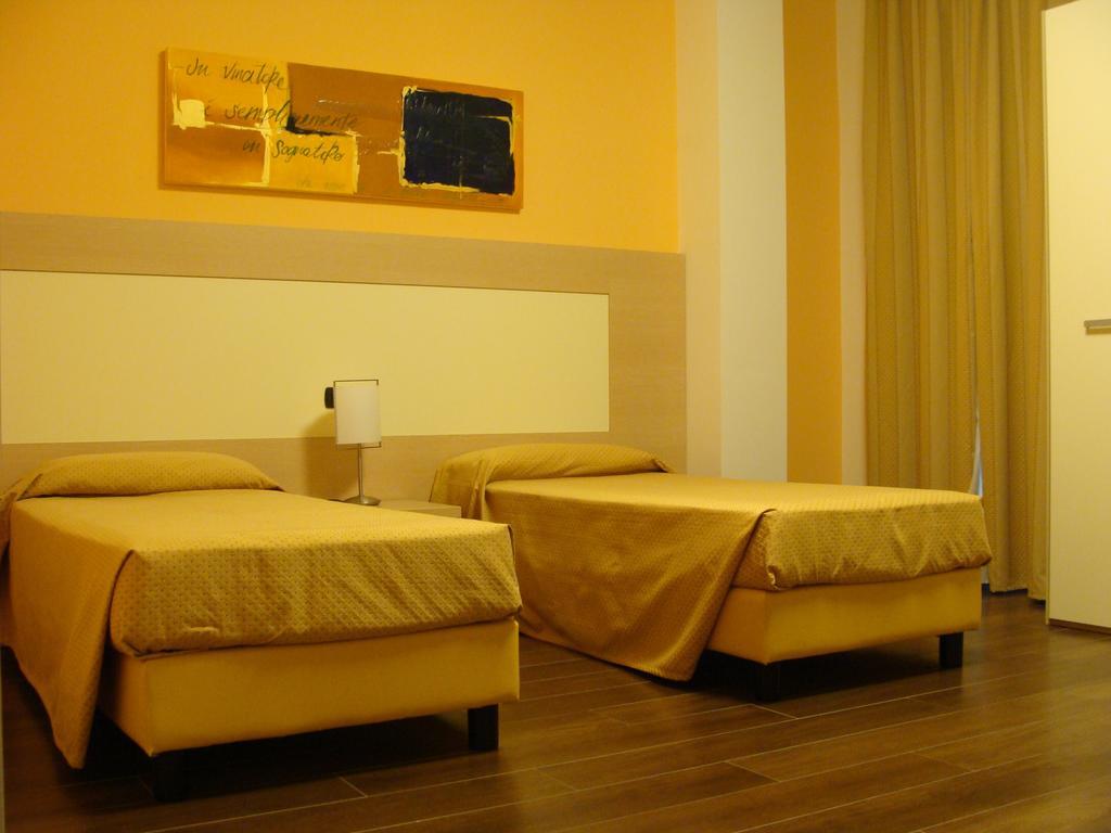 צ'זאנו מדרנו Groane Hotel Residence מראה חיצוני תמונה