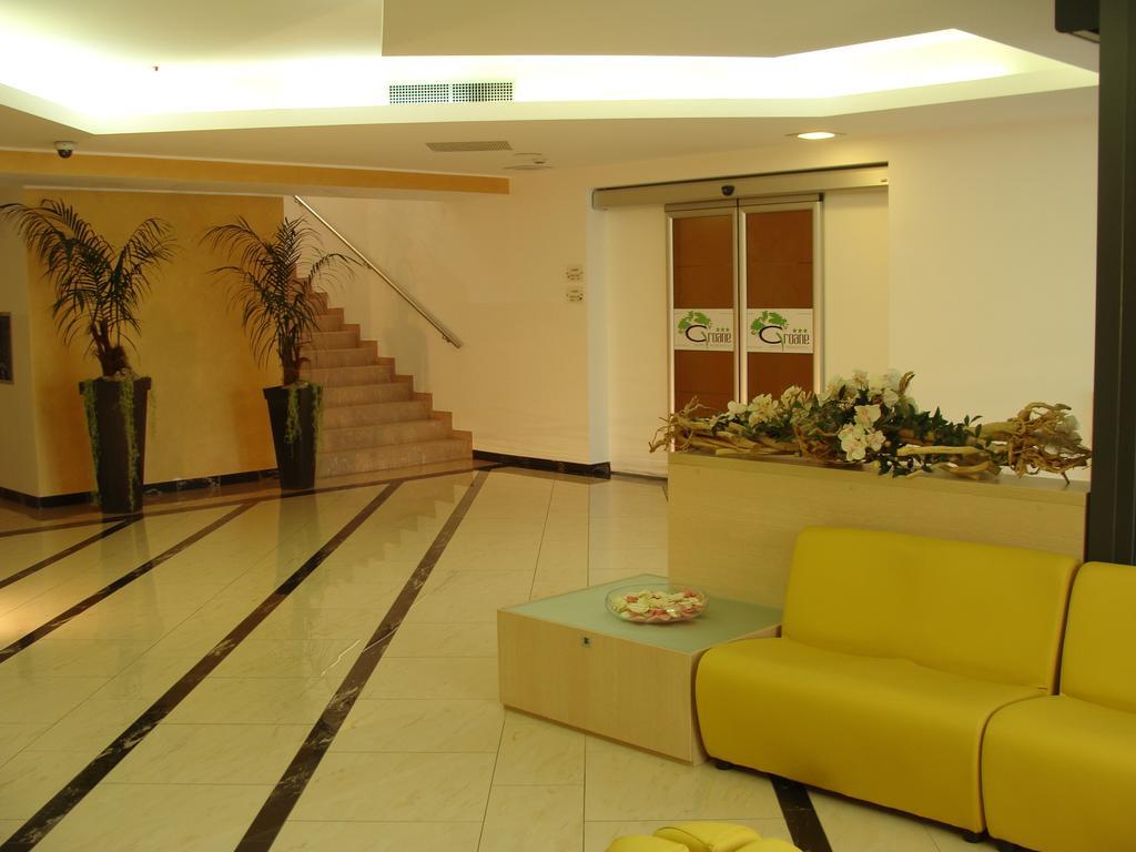 צ'זאנו מדרנו Groane Hotel Residence מראה חיצוני תמונה