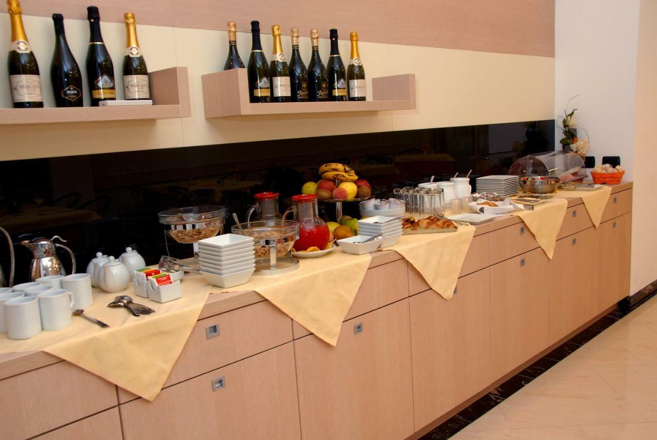 צ'זאנו מדרנו Groane Hotel Residence מראה חיצוני תמונה